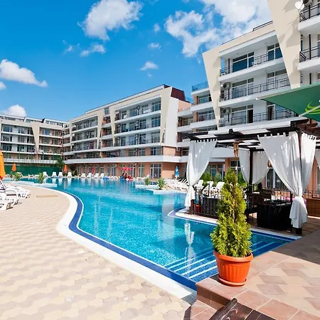 Hotel de apartamente Grand Kamelia - Official